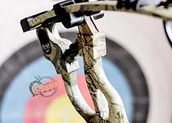 Лук блочный Armor Carbon Onyx Turbo (27,5-30" 40-60lbs) Камуфляж (в комплекте)