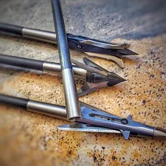 Стрела арбалетная карбоновая Victory Voodoo 22" Half Moon Nock